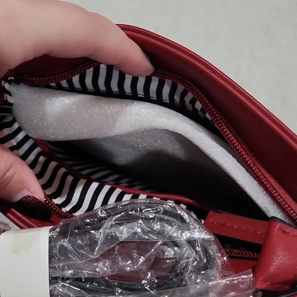 B Brentano Purse - Picture 9 of 11